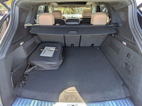 New 2025 Porsche Cayenne Turbo image 23