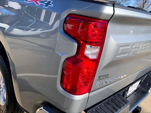 Used 2025 Chevrolet Silverado 1500 LT image 27