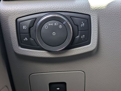 Used 2016 Ford F150 XLT w/ Equipment Group 302A Luxury RWD image 13