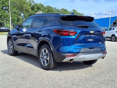 Used 2023 Chevrolet Blazer LT w/ Convenience Package image 2