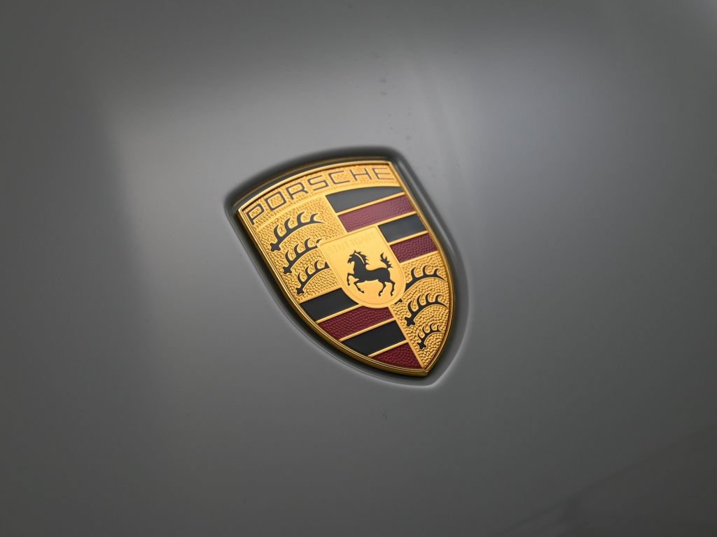 Certified 2026 Porsche Macan AWD/4WD image 13