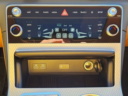 New 2026 Genesis GV80 3.5T Advanced image 16