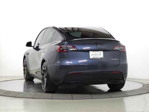 Used 2022 Tesla Model Y Performance image 6