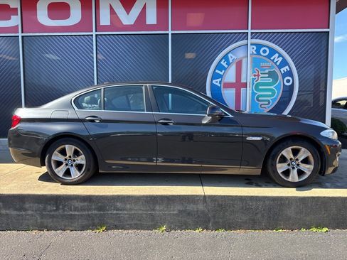 Used 2013 BMW 528i xDrive Sedan image 1