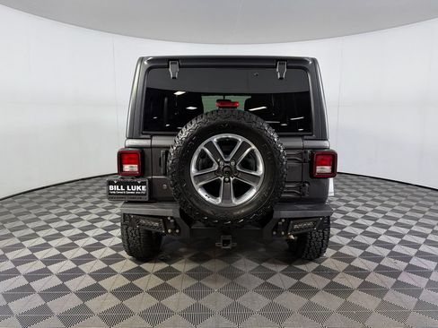 Used 2018 Jeep Wrangler Unlimited Sport S AWD/4WD image 10