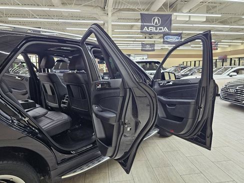 Used 2018 Mercedes-Benz GLE 350 w/ Premium 1 Package image 16