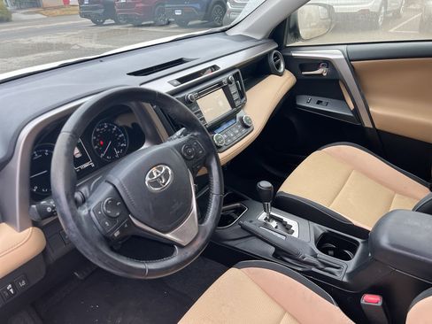 Used 2017 Toyota RAV4 XLE image 11