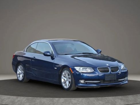 Used 2013 BMW 328i Convertible image 40