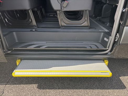 New 2026 Mercedes-Benz Sprinter 2500 image 21