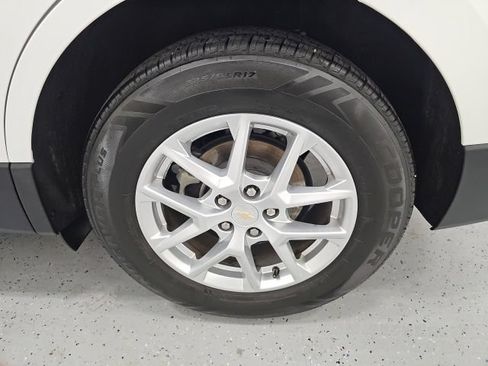 Used 2022 Chevrolet Equinox LT FWD image 10