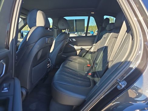 Used 2023 BMW X5 xDrive40i w/ Premium Package image 18