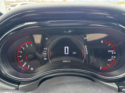 Used 2023 Dodge Durango SXT Launch Edition image 12