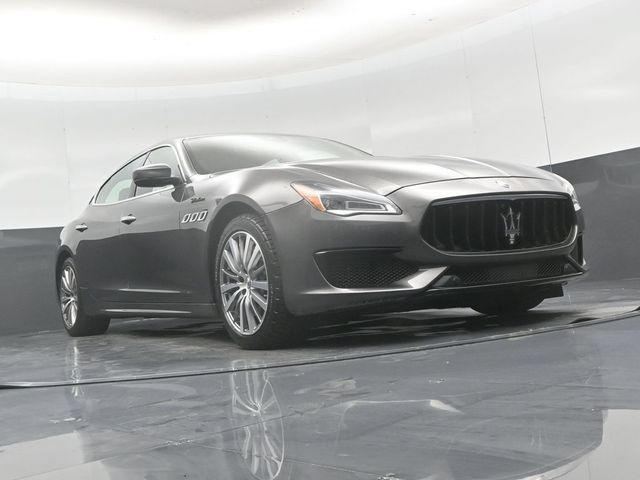 Used 2022 Maserati Quattroporte Modena Q4 AWD/4WD image 46