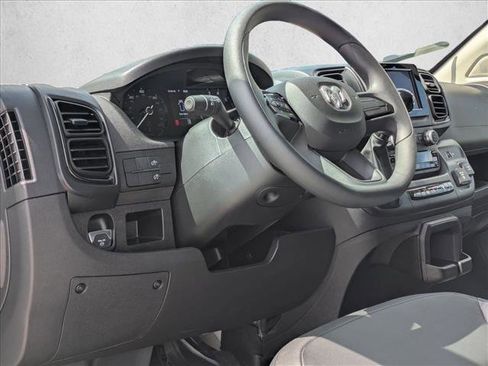 Used 2025 RAM ProMaster 2500 w/ Power Group image 11