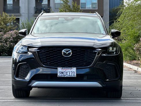 Certified 2025 MAZDA CX-70 Plug-In Hybrid w/ Premium Pkg image 11