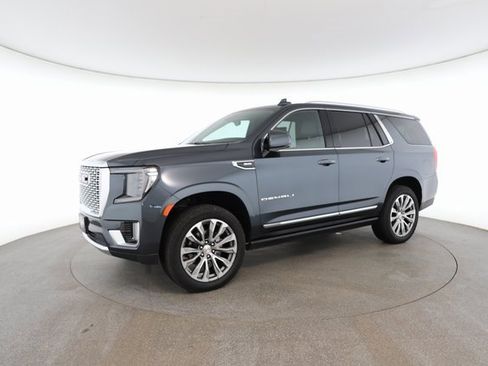 Used 2021 GMC Yukon Denali w/ Denali Ultimate Package image 3