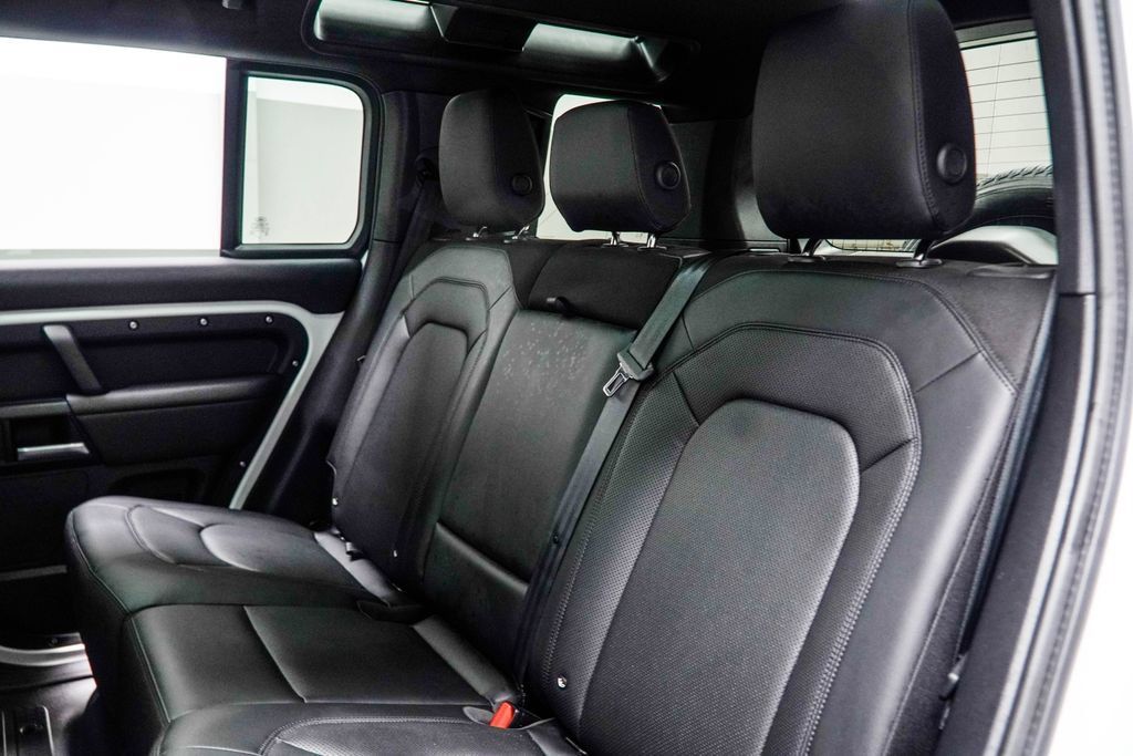 Used 2025 Land Rover Defender 110 S AWD/4WD image 46