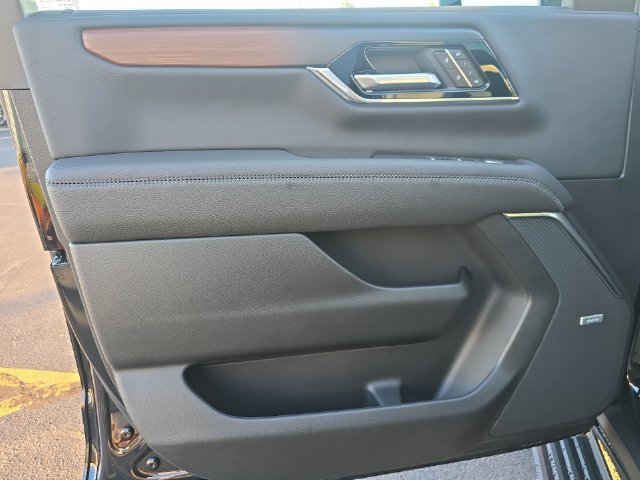 New 2027 GMC Yukon Denali w/ Denali Reserve Package AWD/4WD image 23