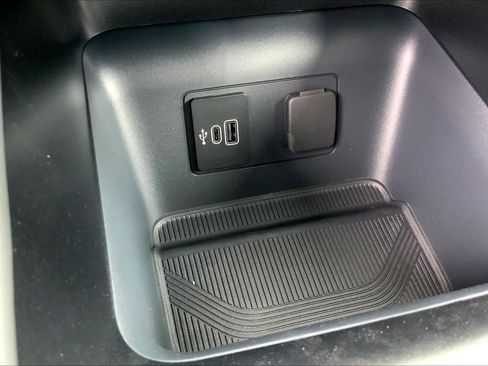 New 2026 Ford Explorer Active w/ Active Comfort Package image 19