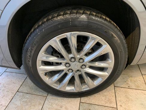 Used 2022 Cadillac XT6 Premium Luxury image 10