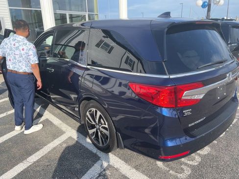 Used 2019 Honda Odyssey Elite image 3