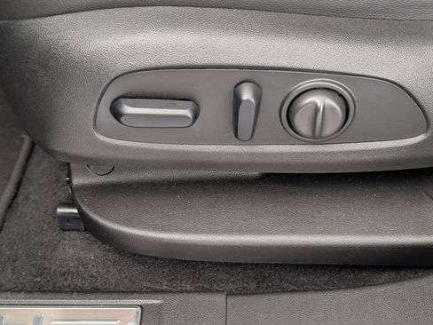 Used 2020 GMC Acadia Denali w/ Trailering Package image 15