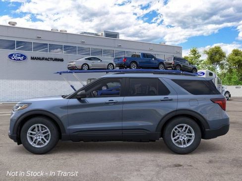 New 2026 Ford Explorer Active RWD image 3
