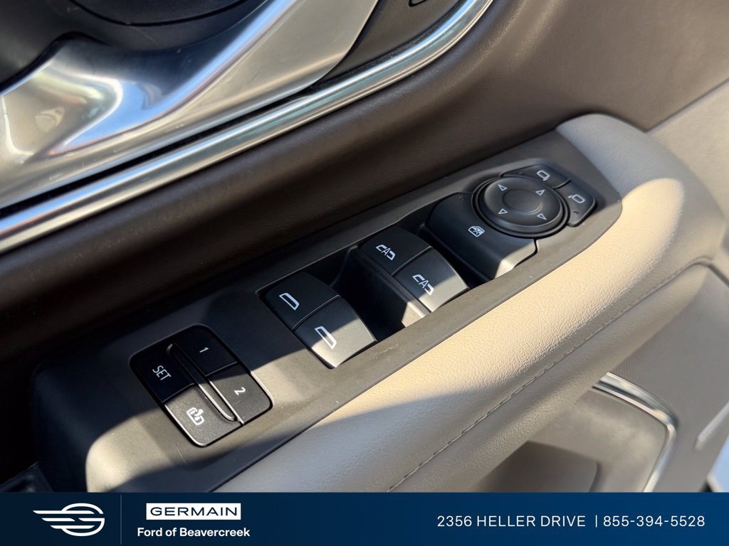 Used 2022 Chevrolet Suburban Z71 AWD/4WD image 17