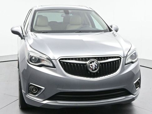 Used 2019 Buick Envision Essence FWD image 2