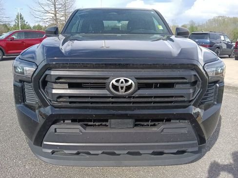 Used 2024 Toyota Tacoma SR AWD/4WD image 8