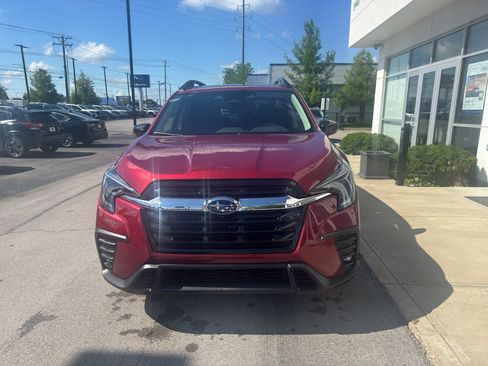 Used 2026 Subaru Ascent Limited AWD/4WD image 8