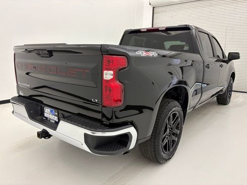 Used 2025 Chevrolet Silverado 1500 LT AWD/4WD image 20
