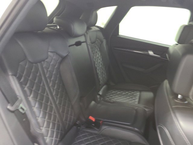 Used 2018 Audi SQ5 Premium Plus AWD/4WD image 14