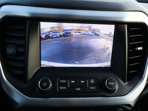 Used 2019 GMC Acadia SLT image 21