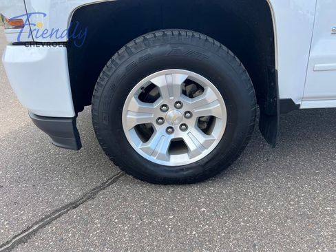 Certified 2018 Chevrolet Silverado 1500 LT w/ All Star Edition AWD/4WD image 11