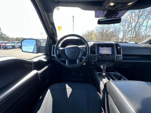 Used 2019 Ford F150 XLT w/ Equipment Group 302A Luxury image 18