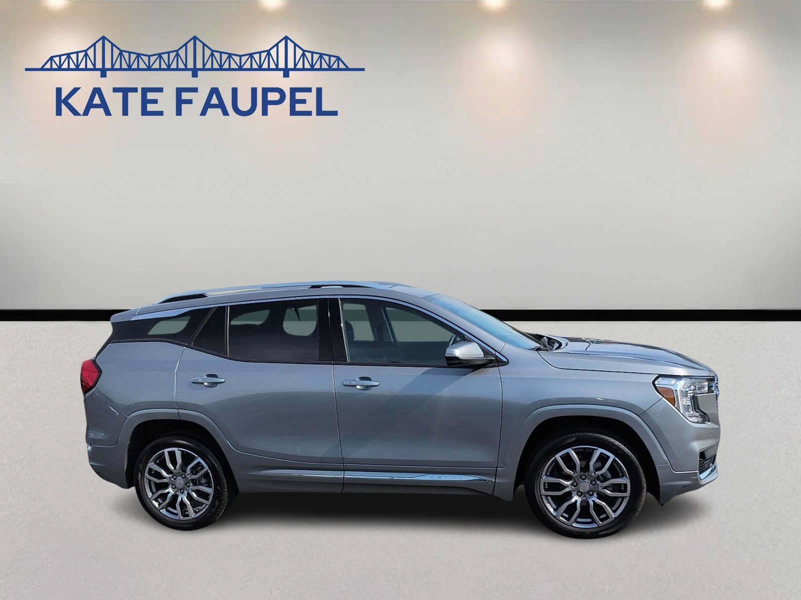 Used 2024 GMC Terrain Denali AWD/4WD image 8