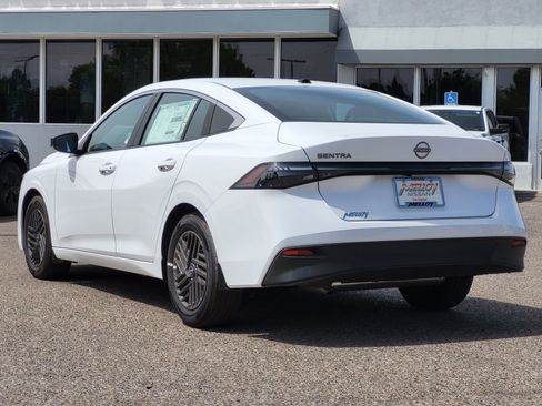 New 2026 Nissan Sentra SV w/ SV Convenience Package FWD image 6