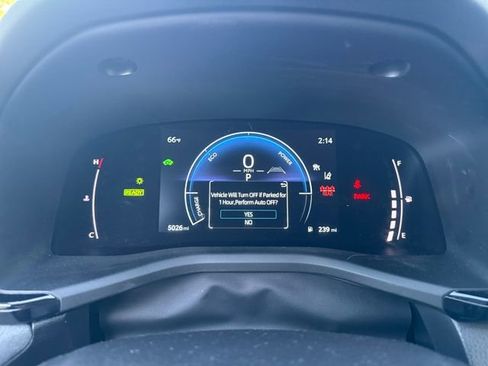 Used 2025 Toyota Camry LE image 15