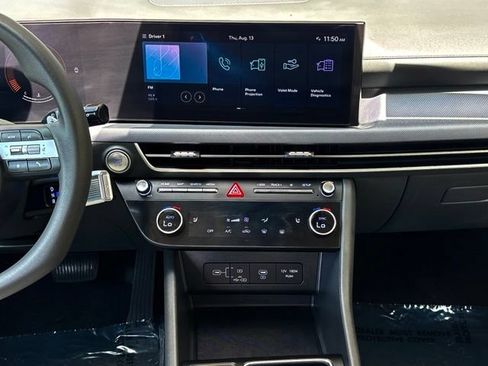 Used 2025 Hyundai Sonata SEL FWD image 28