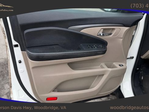 Used 2016 Honda Pilot EX image 9