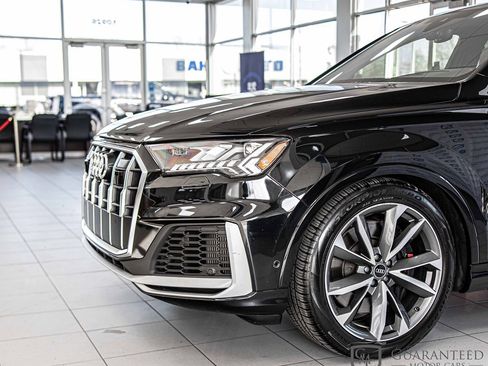 Used 2022 Audi SQ7 Prestige w/ Prestige Package image 5