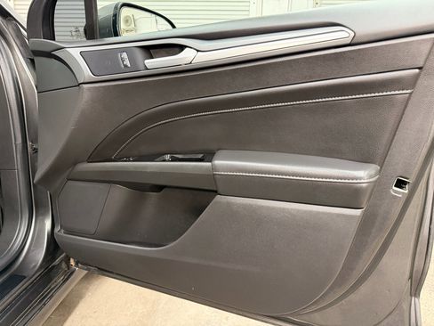 Used 2016 Ford Fusion Energi Titanium image 25