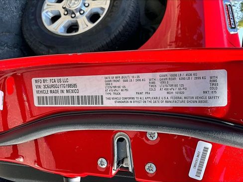 Certified 2026 RAM 2500 Big Horn AWD/4WD image 30