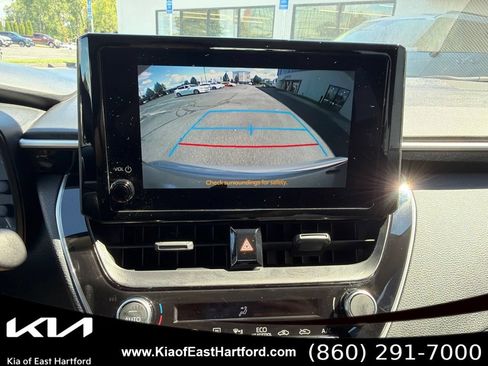 Used 2025 Toyota Corolla LE FWD image 24