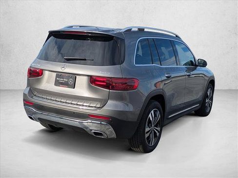 New 2026 Mercedes-Benz GLB 250 4MATIC image 5