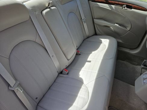 Used 2011 Buick Lucerne CXL w/ Driver Confidence Package FWD image 14