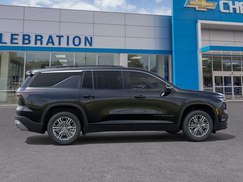 New 2026 Chevrolet Traverse LT w/ LPO, Floor Liner Package image 5