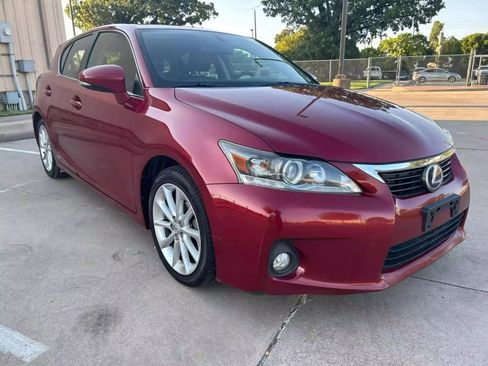 Used 2011 Lexus CT 200h Premium image 3