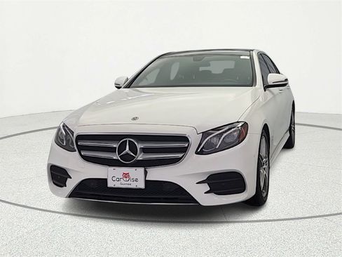 Used 2018 Mercedes-Benz E 300 4MATIC image 3